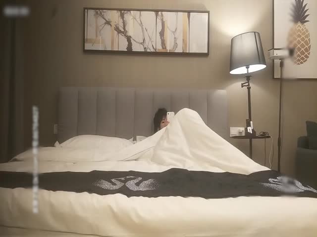 亚洲亚洲人成网站