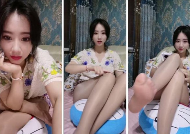 国产全黄三级国产全黄三级书