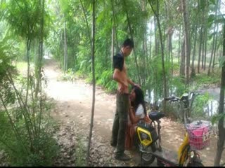 精品国内日本一区二区