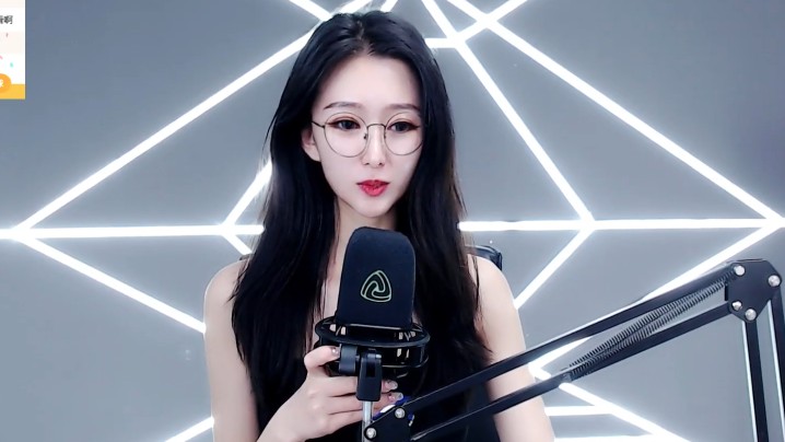 国产精品成人嫩草影院