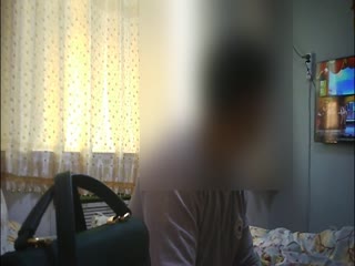 解开老师裙子猛烈进入