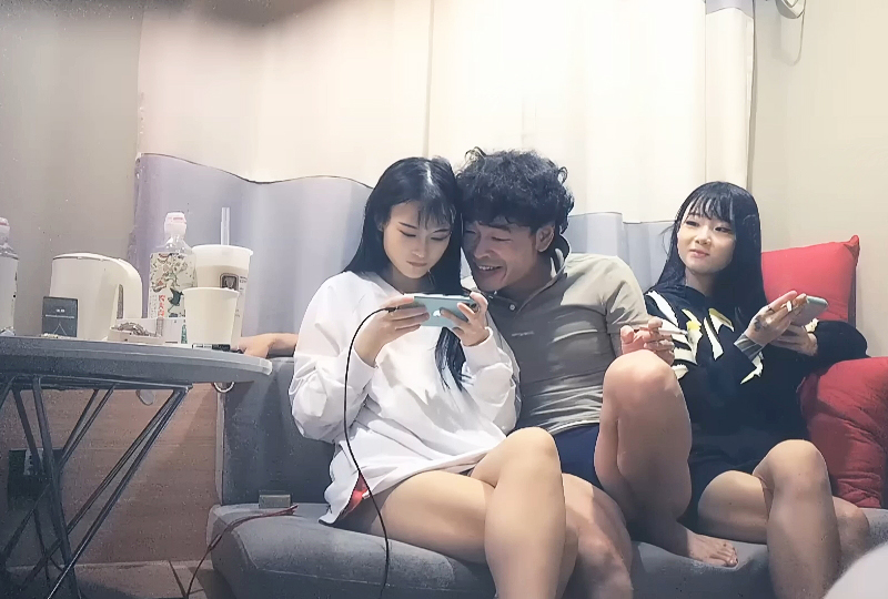 久久密桃精品AV人妻 - HD完整在线观看